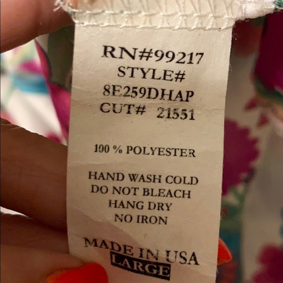 Size large floral cami by Moa Moa - Picture 4 of 4